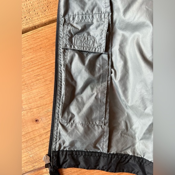 Gap Rain Jacket 90s- 2000s Cell Phone Pocket - Picture 8 of 10